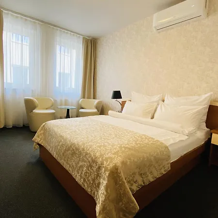فندق Atrium 3*
