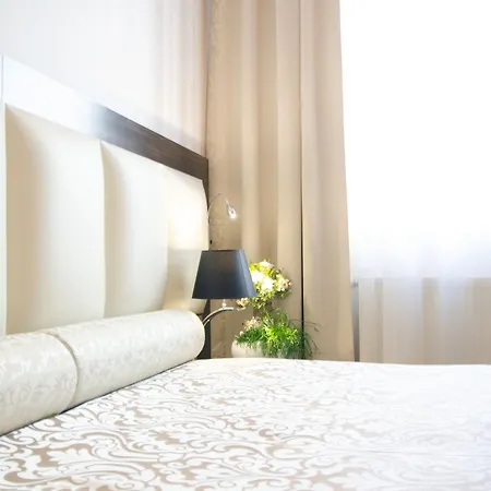 Atrium فندق
