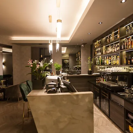 Szálloda Atrium 3*