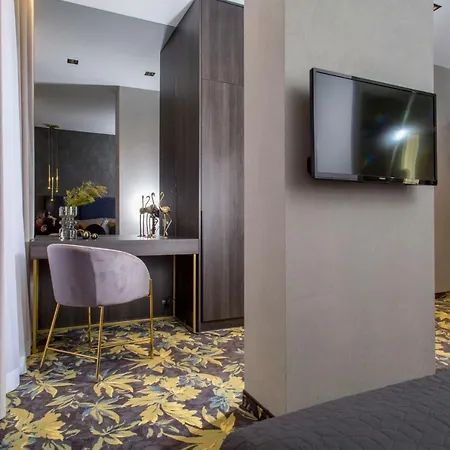 Atrium Hotell 3*
